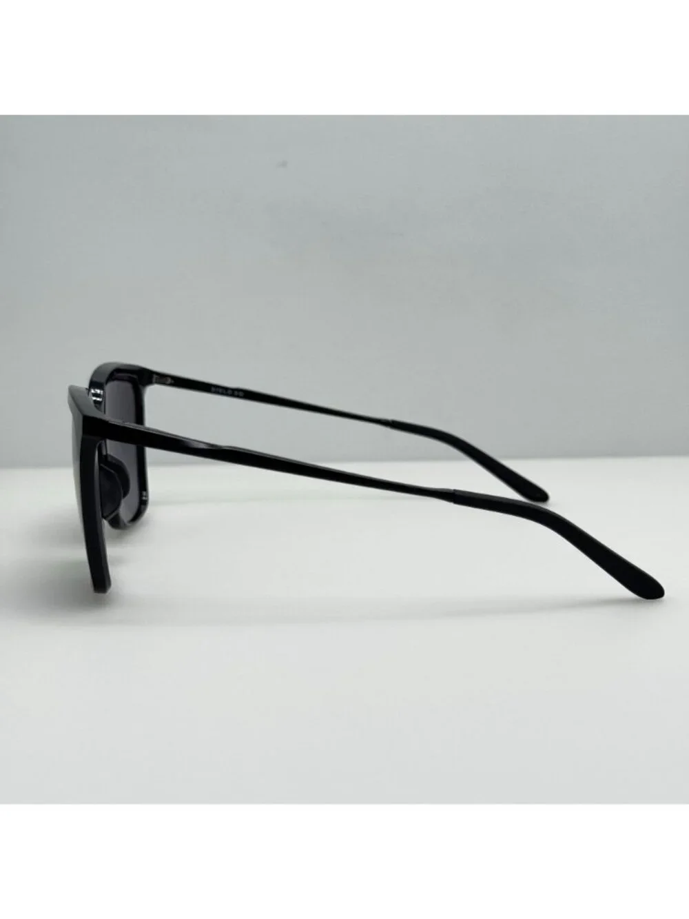 Oakley Sunglasses OO9480-0157 Sielo SQ Black 57-18-141